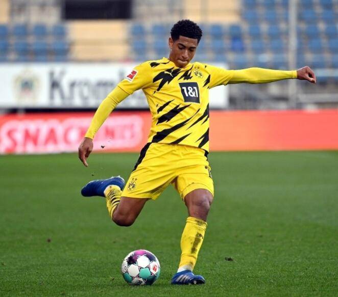 17年传奇轮回，丁俊晖大师赛再轰147，2026大师赛继续挑战小特（17载再启传奇：丁俊晖大师赛再轰147，2026年继续向小特发起挑战）