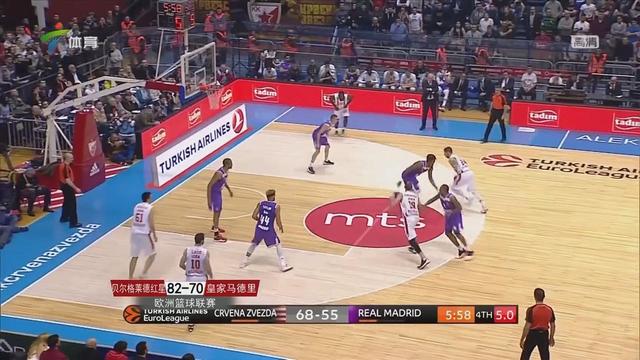 拜仁莱万多夫斯基关键进球锁定胜局（莱万多夫斯基关键破门助拜仁锁定胜利）