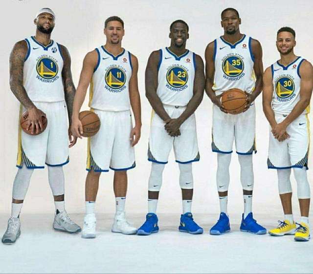 中超比赛精彩回放：上海海港绝杀瞬间,（中超激战回顾：上海海港读秒绝杀瞬间）