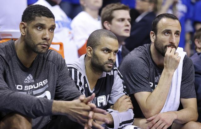 杨溢打出战略性意义！连进三分+灵活组织，解压徐杰并盘活胡明轩（杨溢展现战略价值：连中三分+灵活调度，分担徐杰压力并激活胡明轩）