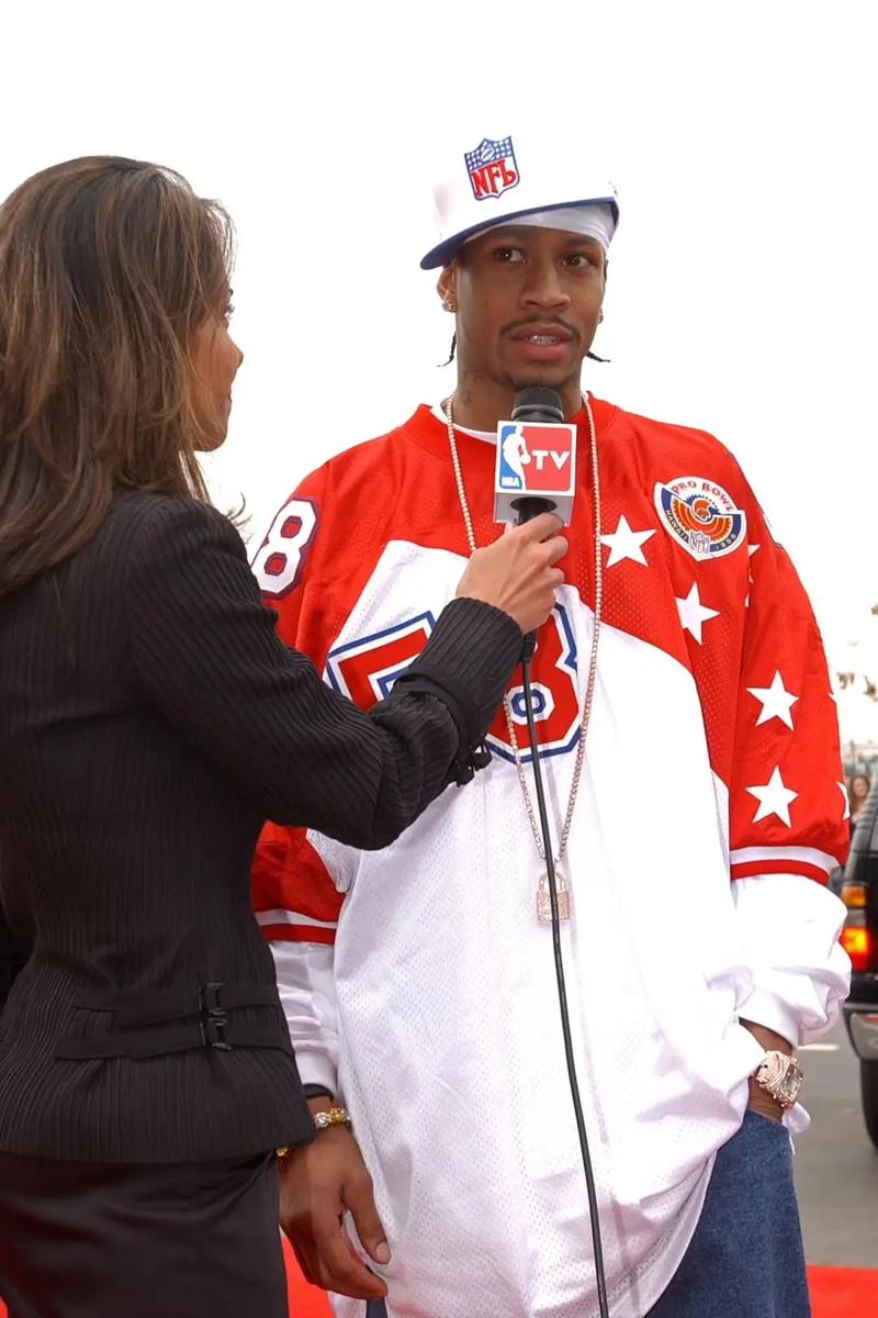 翻修球场，“连滚带爬”为的是“从从容容”（修缮球场，眼下忙乱只为日后从容）