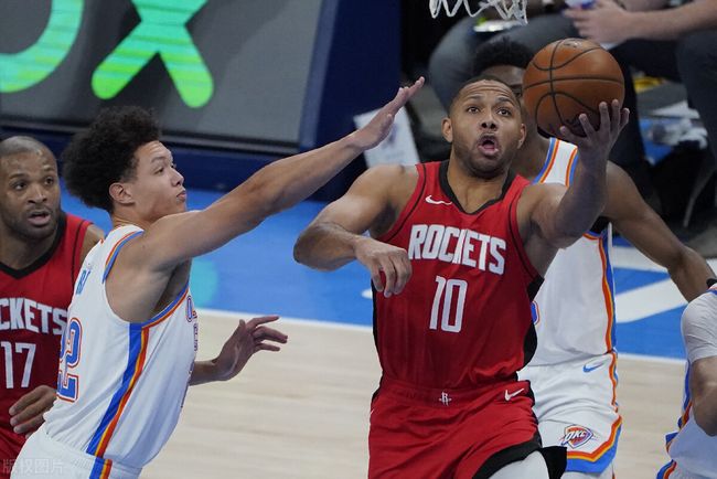 率队夺冠后，梅西蝉联美职联年度MVP（夺冠加身，梅西连续两年荣膺美职联年度MVP）