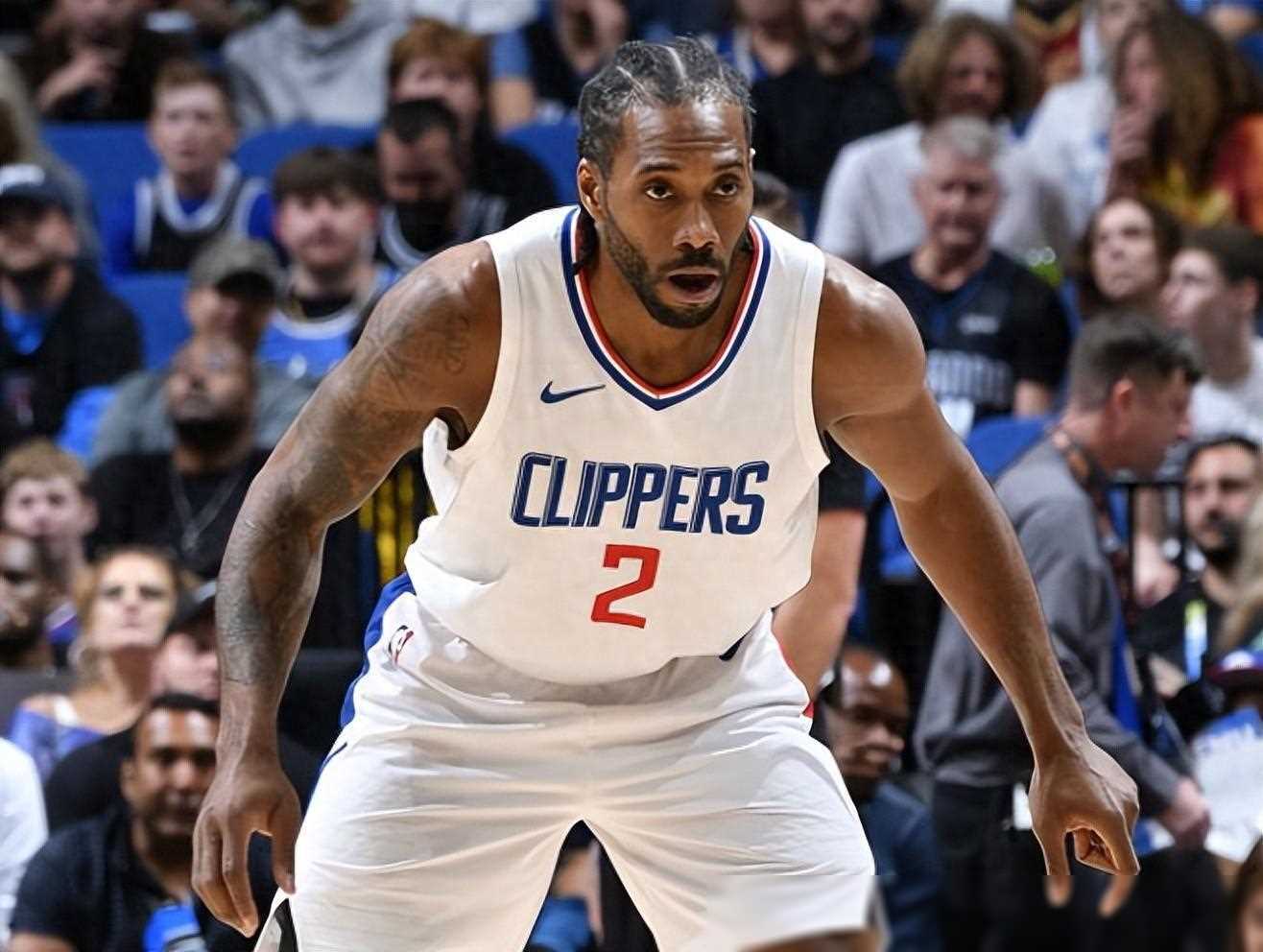 慢镜头：米兰、尤文和三家英超俱乐部对热苏斯感兴趣（米兰、尤文以及三家英超俱乐部均对热苏斯有意）